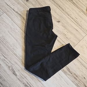 Black skinny jeans